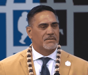 Pro Football Hall Of Famer Shares The Gospel At Induction