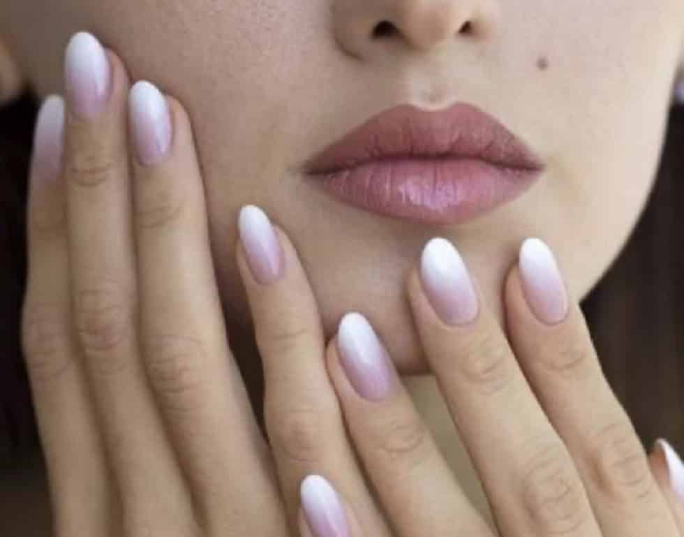 2. Ombre Nails - wide 2